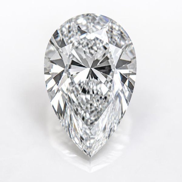 Pear laboratory-grown diamond