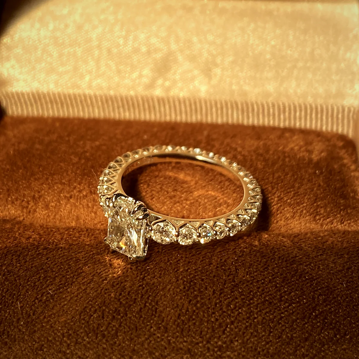 Emerald-Cut Ring with Pavé Band in gold with laboratory-grown diamonds