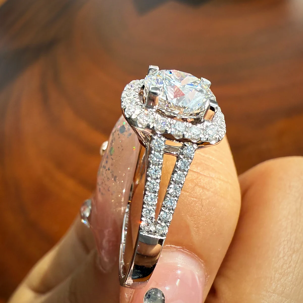 Round Halo with Split Pavé Shank in white gold with laboratory-grown diamonds