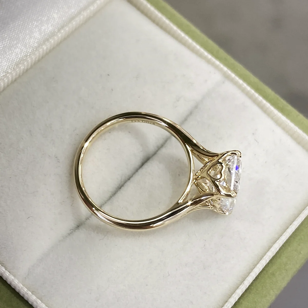 Cathedral Solitaire in yellow gold with laboratory-grown diamonds