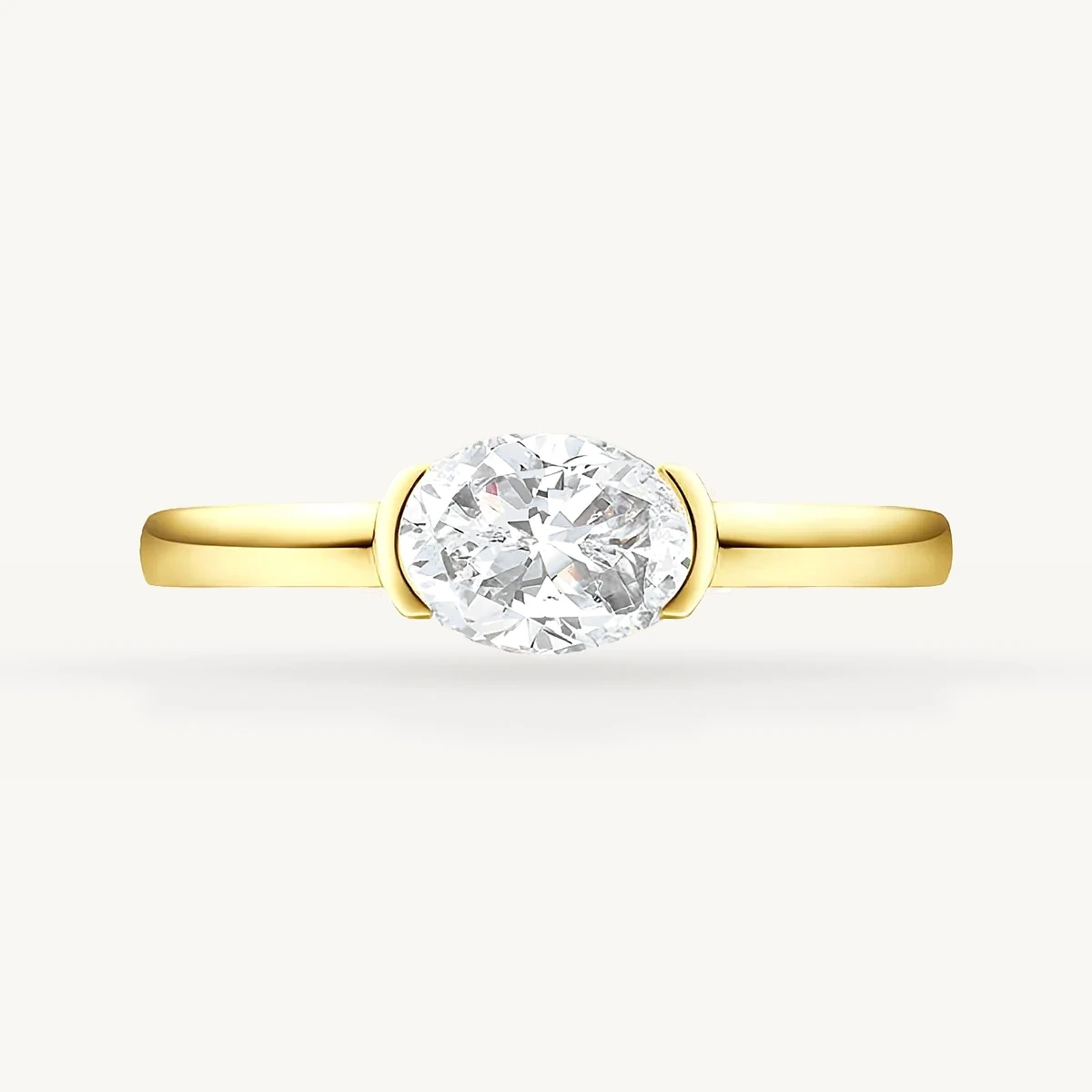 East-West Oval Ring in 14k Yellow Gold