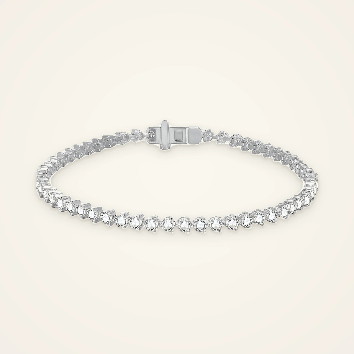 Three-Prong Round Tennis Bracelet in Yellow Gold in 14k Yellow Gold